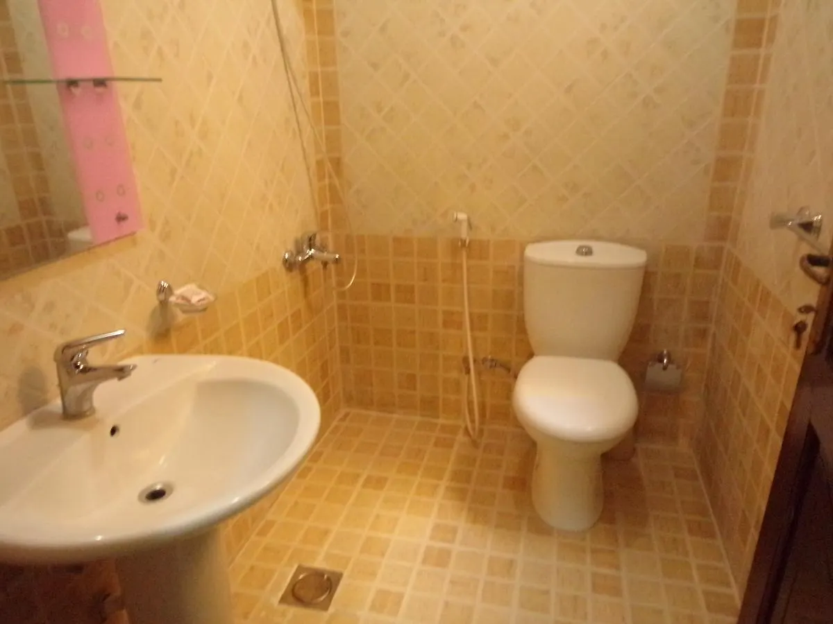 Zahrat Al Saleh Hotel 3*, Medina